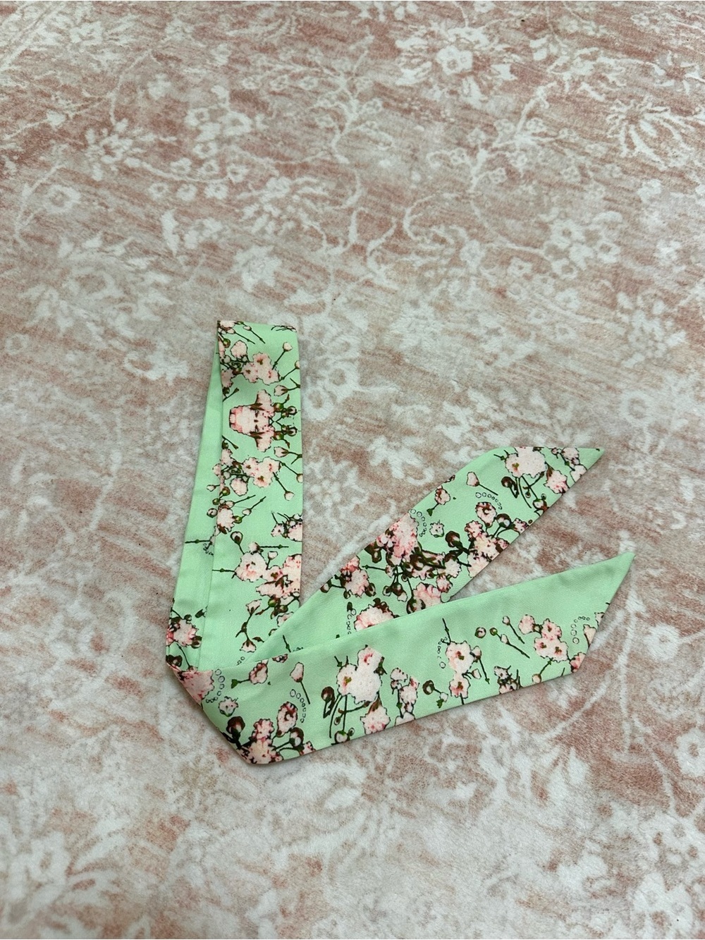 NEW 🌸 Satin Floral Twilly Scarf Tie - Picture 5 of 8